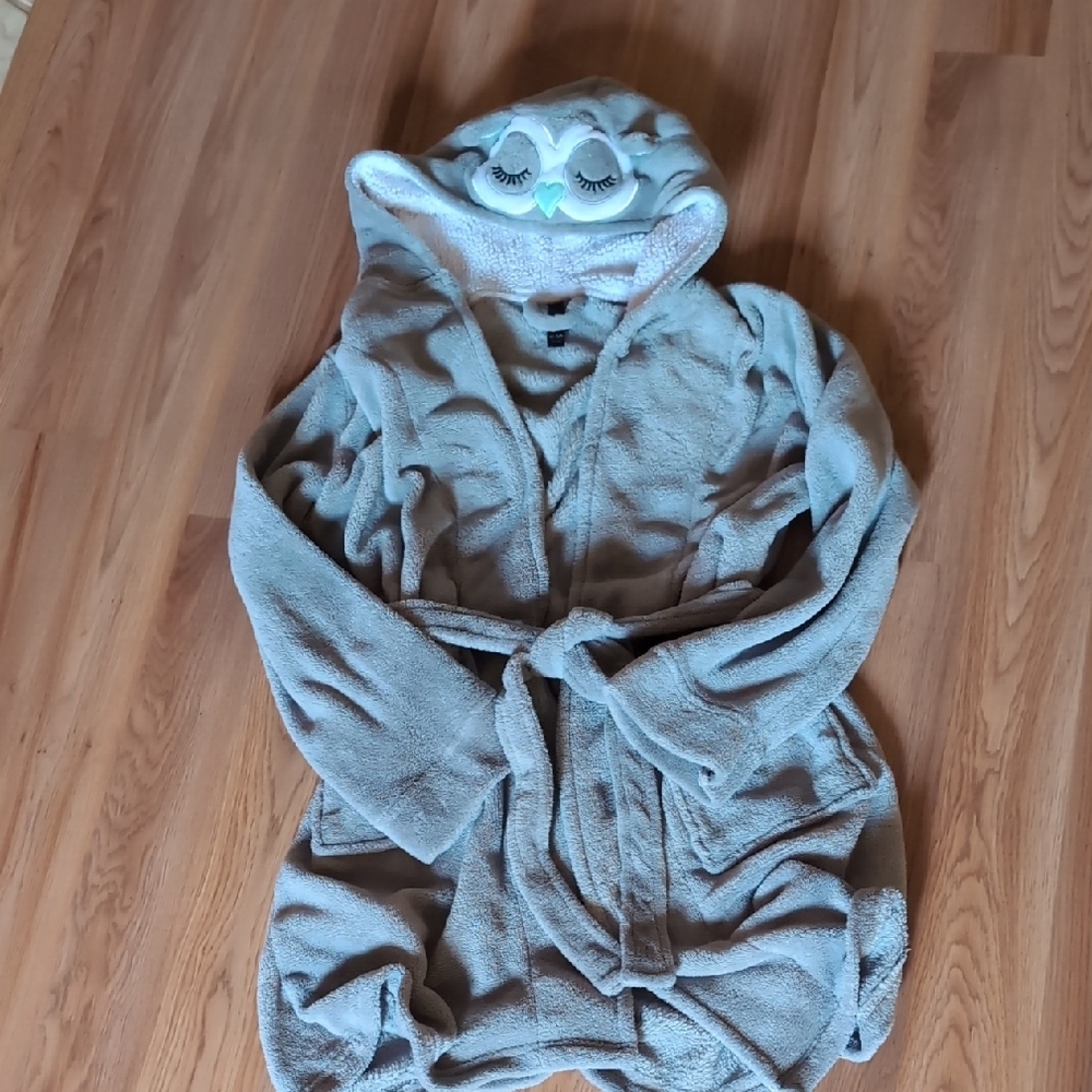 Cozy Owl Hooded Robe in Grey